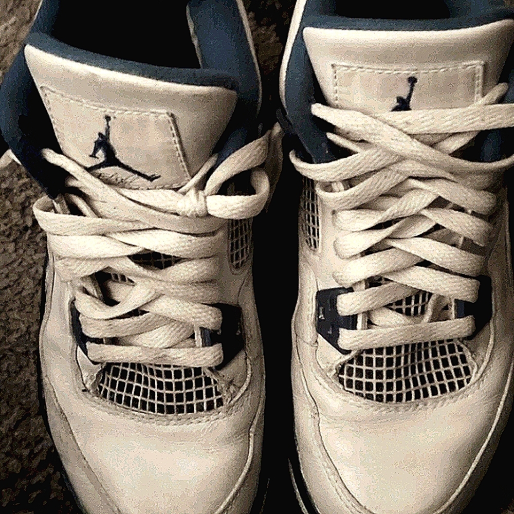 Jordans - Picture 3 of 6